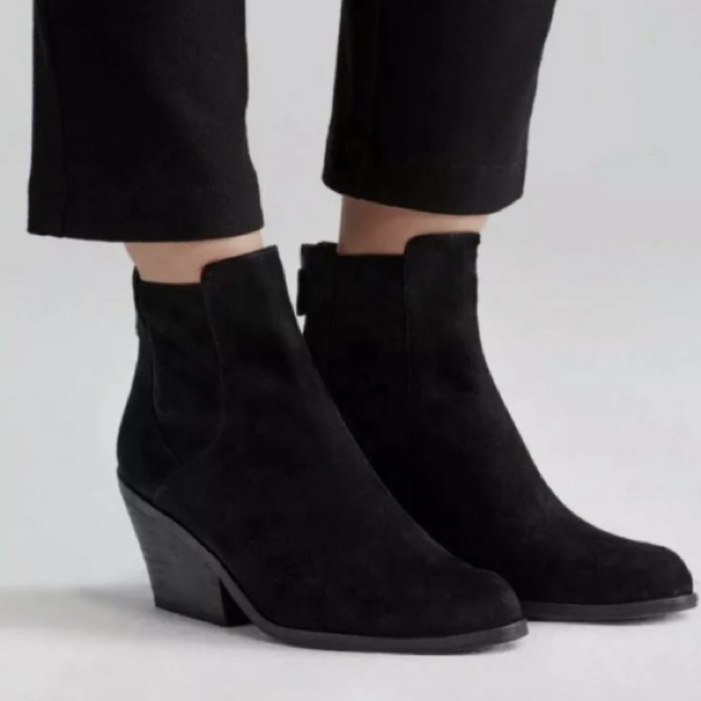 EILEEN FISCHER  “PEER” Suede Booties Heeled Ankle Boots Black | Size 9.5
